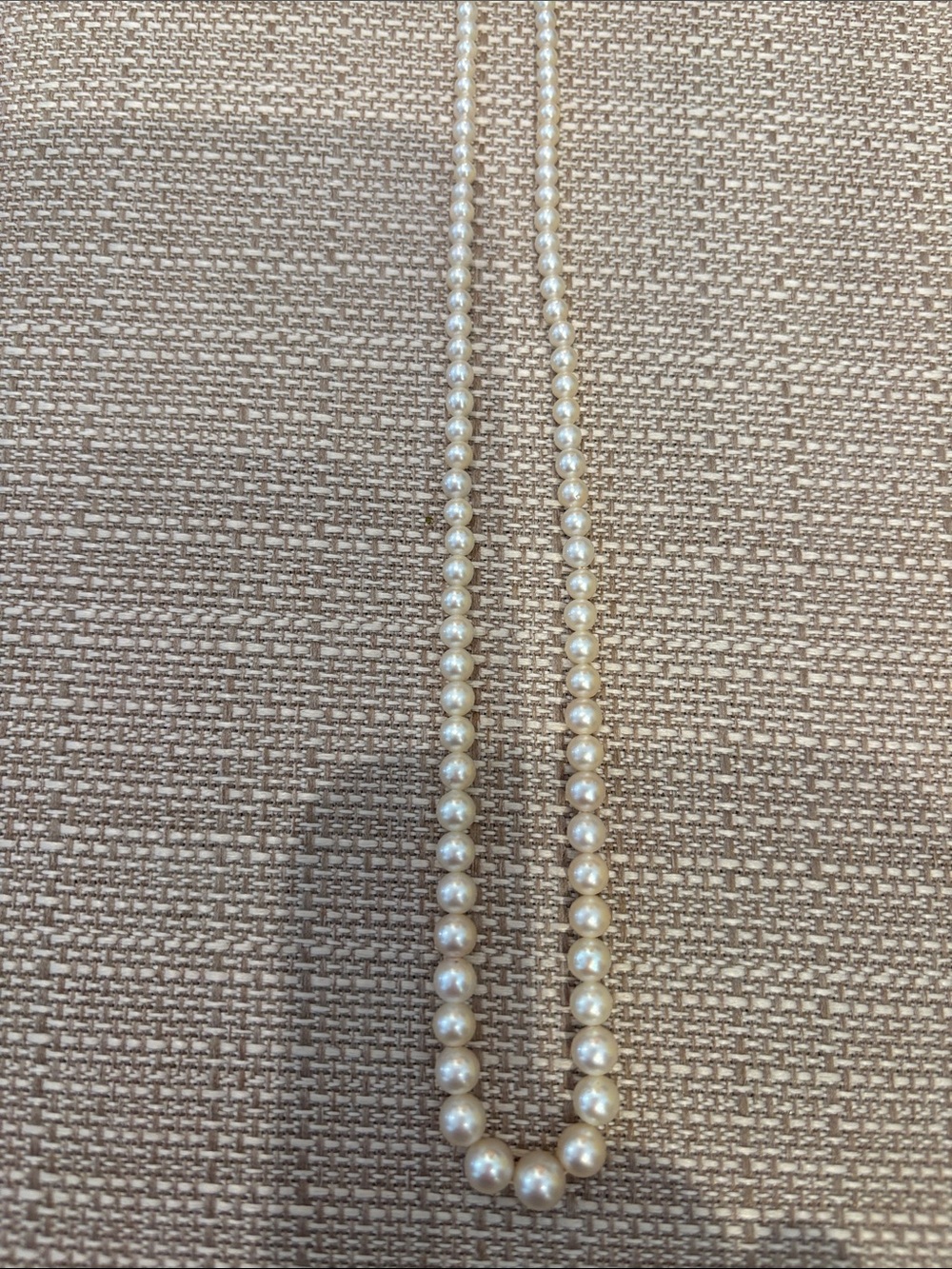 Beautiful cultured, pearl necklace